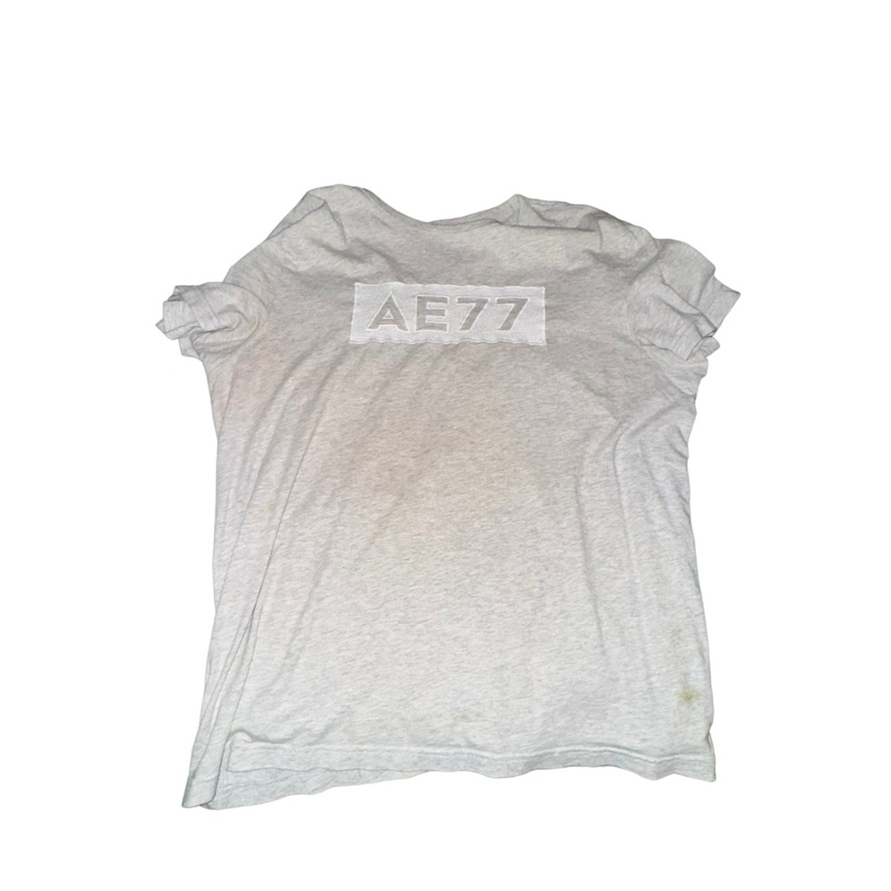 Large American Eagle graphic t shirt